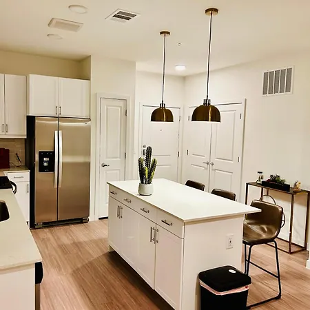 2Br 2Ba Apartment 15Min From Airport And Downtown